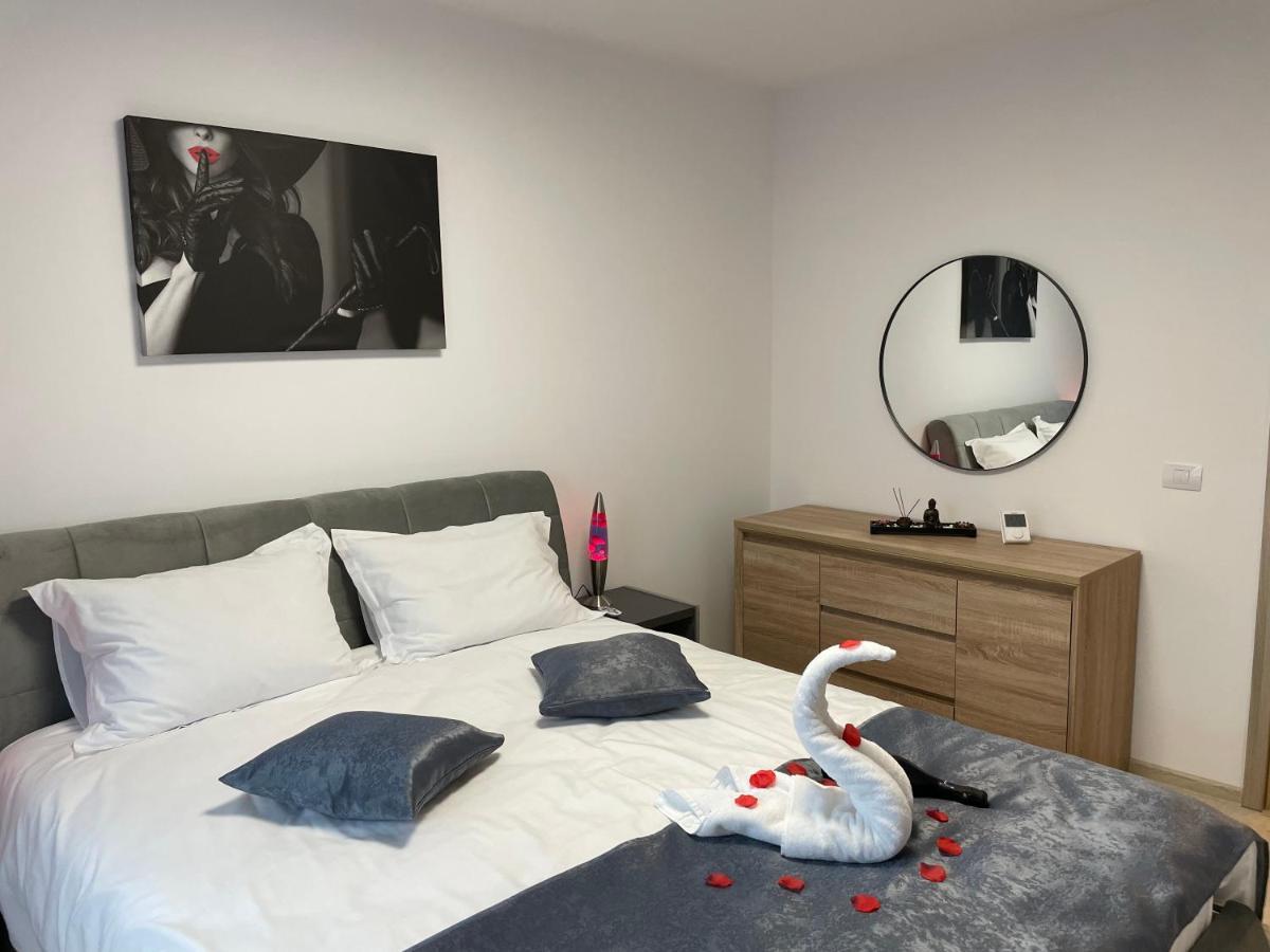 Apartamente Lux Sya Residence Braşov Buitenkant foto